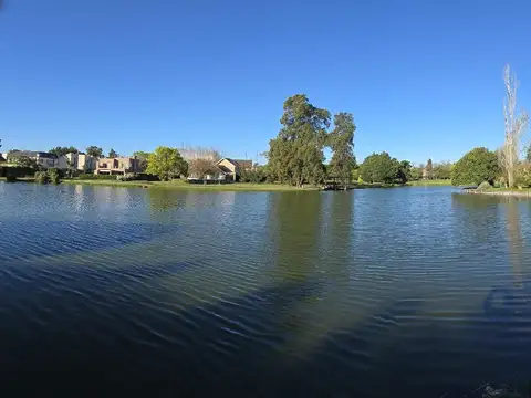 AMANCIO ALCORTA  al 1100 PILAR