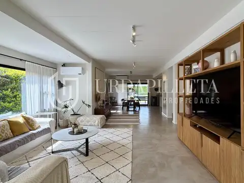 Casa en Venta al Este