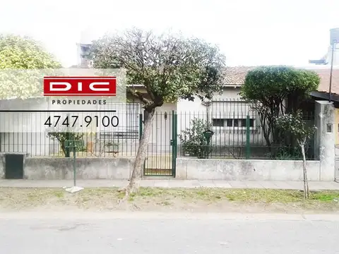 Casa 4 ambientes en Beccar