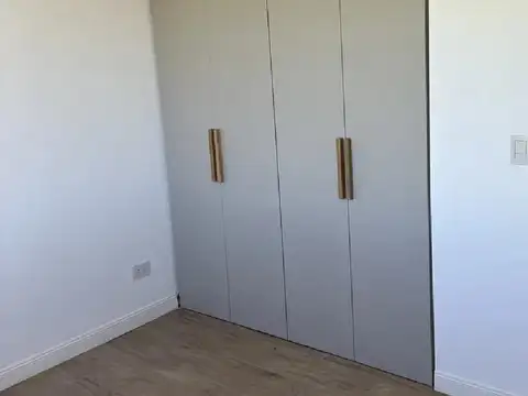 Departamento en Venta con 3 cocheras