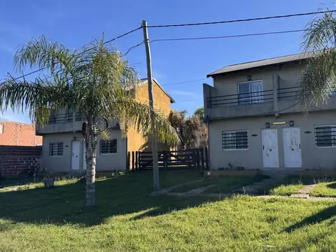 Complejo Turístico con Piscina Barrio Terrazas del Golf