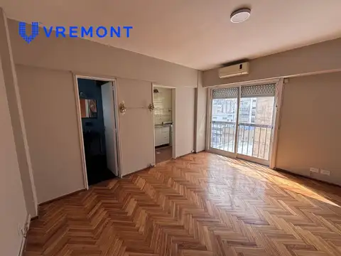 Alberti 100/ Monoambiente Luminoso/ Alquiler / Balvanera.