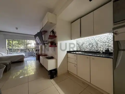 Guevara 400, Piso 1