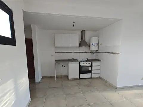 Departamento en Alquiler en San Antonio de Padua, $ 670.000