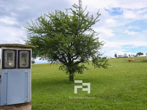 Lote con vista a las sierras chilas, Los Milagros Campiña Privada