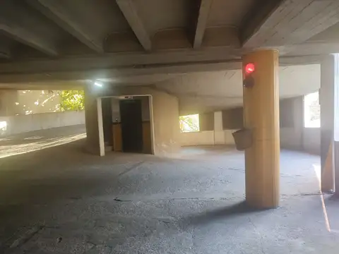 COCHERA PRIVADA VENTA. GARAGE PATRICIAS.