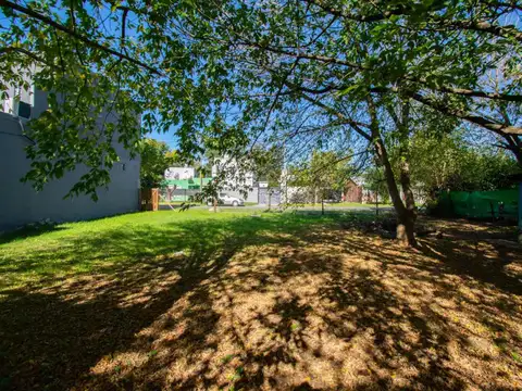 LOTE EN VENTA CITY BELL ENTRE CAMINOS