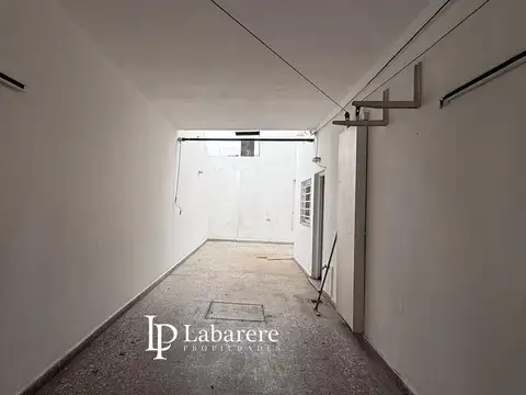 Alfredo Palacios al 2500, Lomas del Mirador.