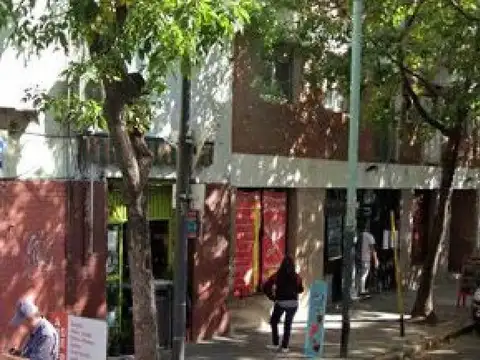 Adolfo Alsina e/ Rincón y Sarandí