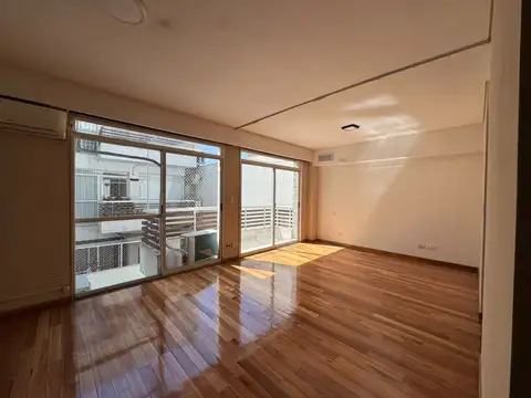 Departamento en Venta en Villa del Parque, USD 99.000