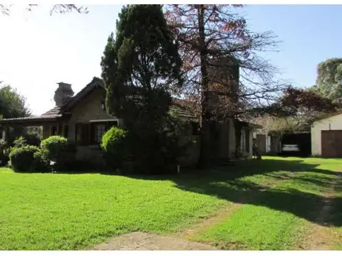 Acevedo 2200 , Piso 0