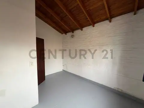 Casa en Venta en San Miguel Oeste, USD 148.000