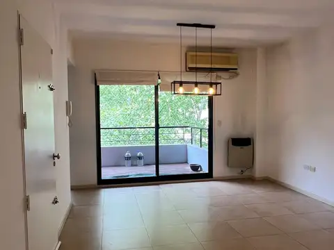 OPORTUNIDAD. Departamento Hermoso 3 ambientes con cochera  - Chacabuco 1400