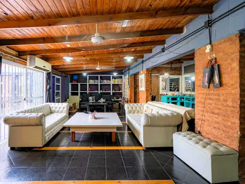 VENTA CASA 5 AMBIENTES TEMPERLEY
