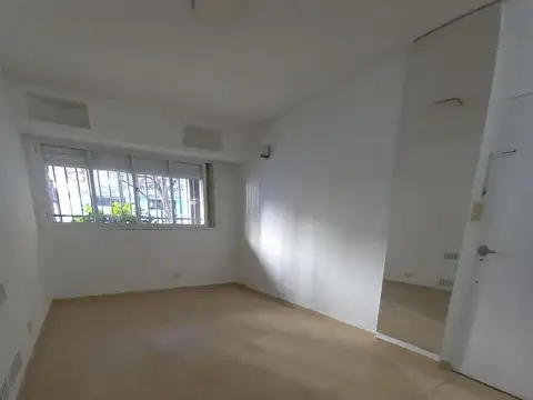 Echeverria 2600, Piso PB