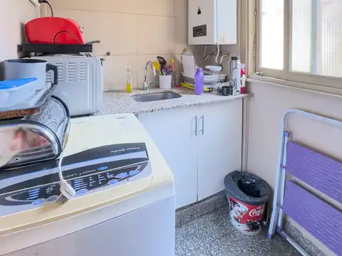 ESPECTACULAR MONOAMBIENTE 30 METROS FRENTE CON BALCON