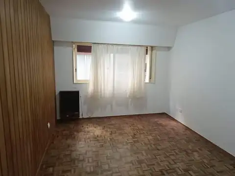 Departamento en Alquiler en Monserrat, CABA