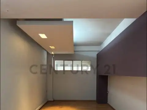 Local en Venta 63 años