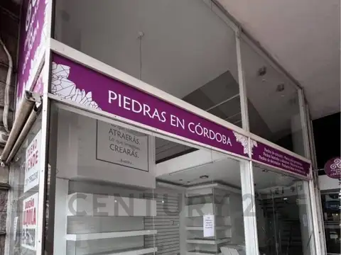 Local en Venta 63 años