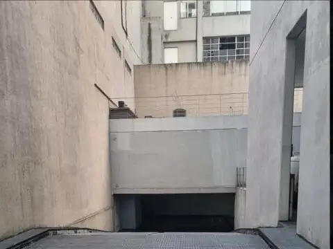 Humboldt e/ Honduras y Gorriti