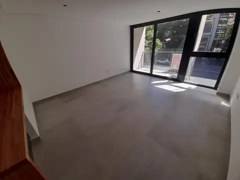 Avenida Colón 3000 , Piso 1