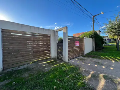 VENTA CASA TODOS LOS SANTOS 324 MIRAMAR PARQUEMAR
