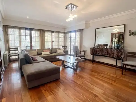 Casa 6 ambientes con 6 baños