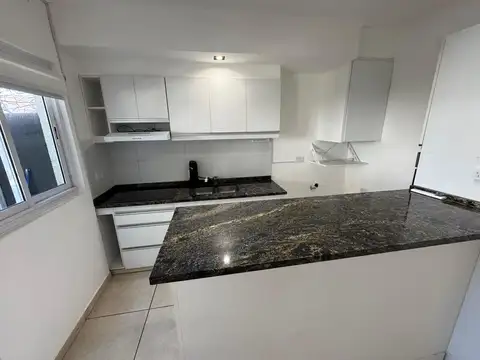 Depto Tipo Casa en Venta 2 años