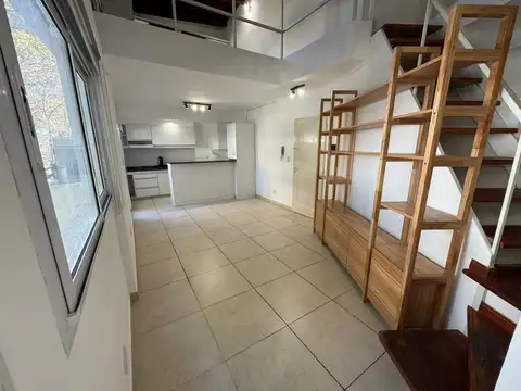 Venta PH 2 amb en Parque Chas muy luminoso!