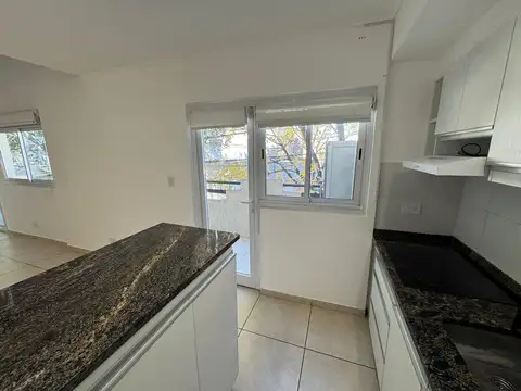 Depto Tipo Casa en Venta en Parque Chas, USD 118.000