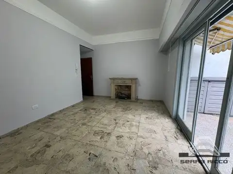 Depto Tipo Casa en Alquiler en Flores, $ 2.000.000
