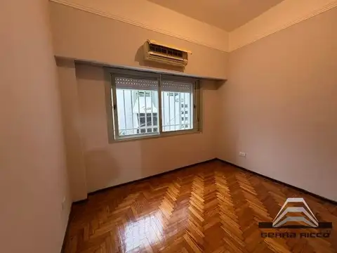 Depto Tipo Casa en Alquiler 40 años