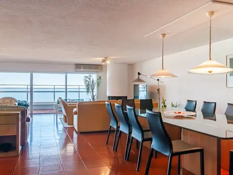 Departamento 4 ambientes con 3 baños