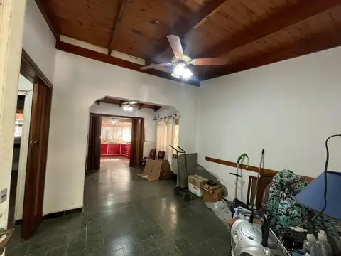 Venta de Casa de Dos Dormitorios con Patio
