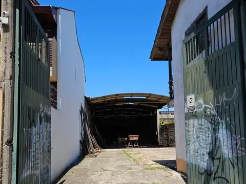 Gral. Pirán 200