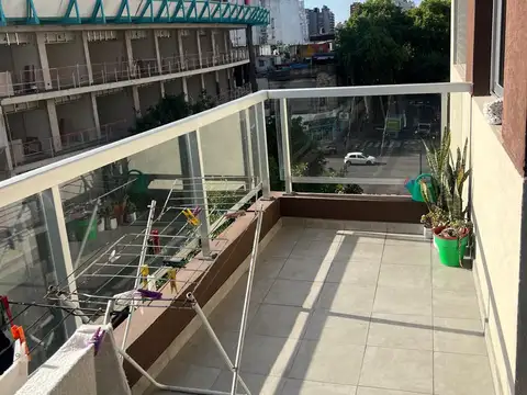 Departamento de 72 m² 3 Ambientes con Balcón Corrido
