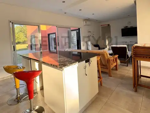 Aristobulo del valle 1300, Piso 0