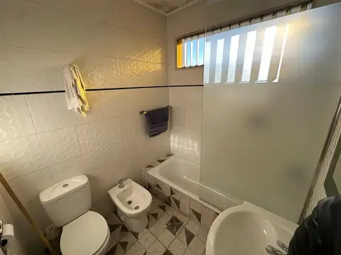 Depto Tipo Casa en Venta de 6 ambientes