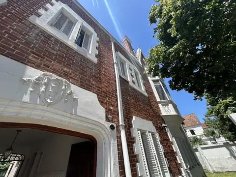 Casa en Alquiler de 4 dormitorios