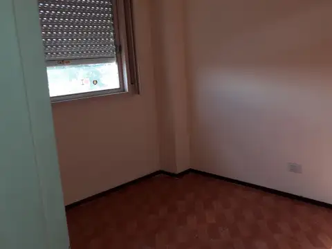 Departamento en Alquiler en Floresta, $ 780.000