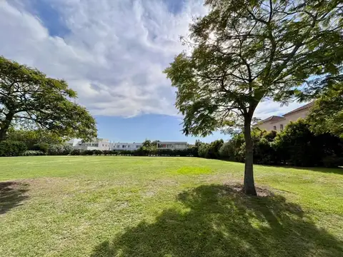 Terreno en Venta en Nordelta El Golf, USD 550.000