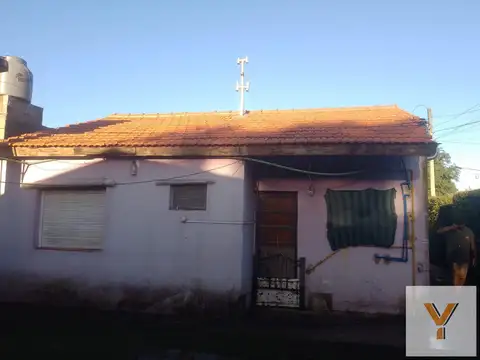 Casa en venta - 2 dormitorios 1 baño 1 cochera - 80mts2 - General Madariaga