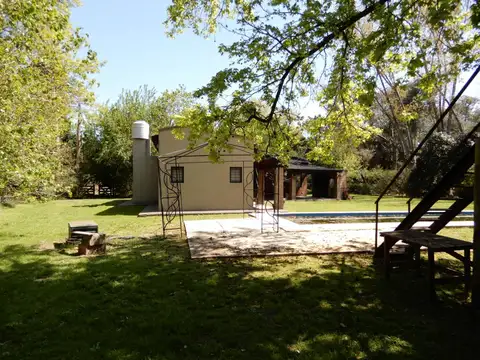 Casa 3 ambientes con 2 baños