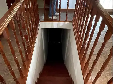 Casa 3 ambientes con 2 baños