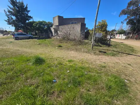 TERRENO CON GALPON EN OSTENDE