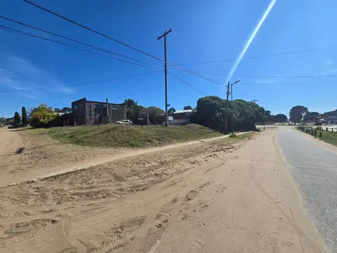 TERRENO CON GALPON EN OSTENDE 