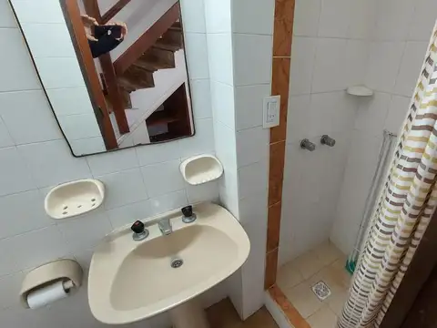 Dúplex - Venta - Villa Gesell - 4 Ambientes - Estacionamiento