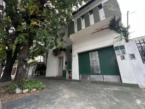Depto Tipo Casa en Venta de 5 ambientes