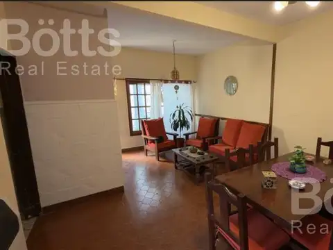 Depto Tipo Casa en Venta de 4 ambientes