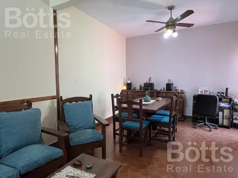 Depto Tipo Casa en Venta de 4 ambientes